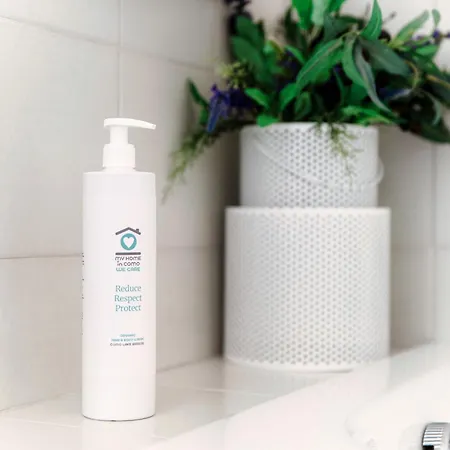 Villa Vica - By Myhomeincomo