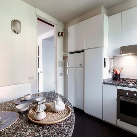 Vica - By Myhomeincomo *