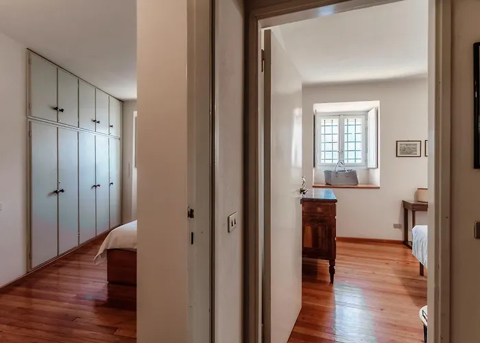 Vica - By Myhomeincomo וילה *