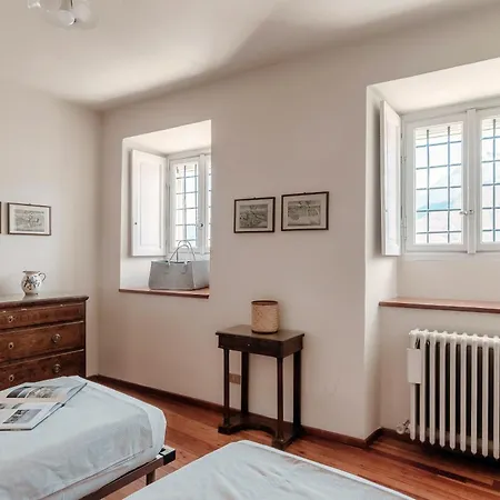 Vica - By Myhomeincomo Musso