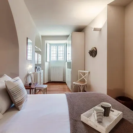 Villa Vica - By Myhomeincomo *