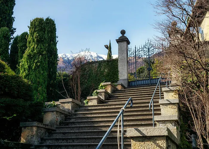 Vica - By Myhomeincomo