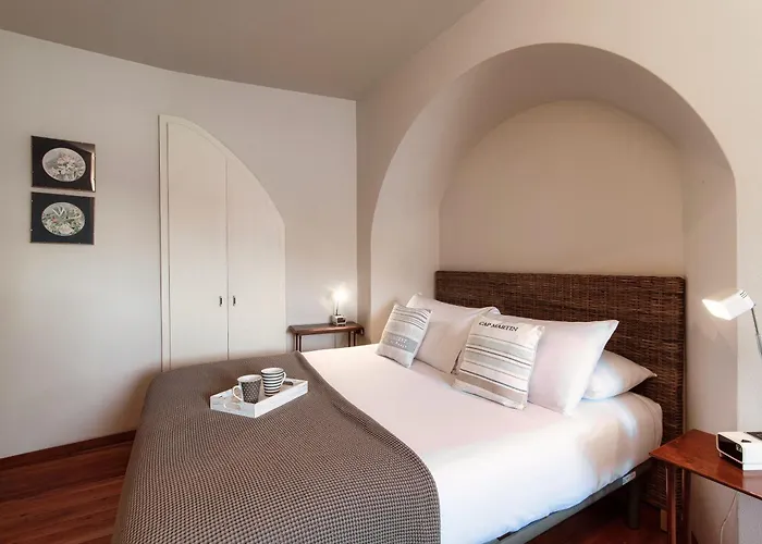 Вилла Vica - By Myhomeincomo Муссо